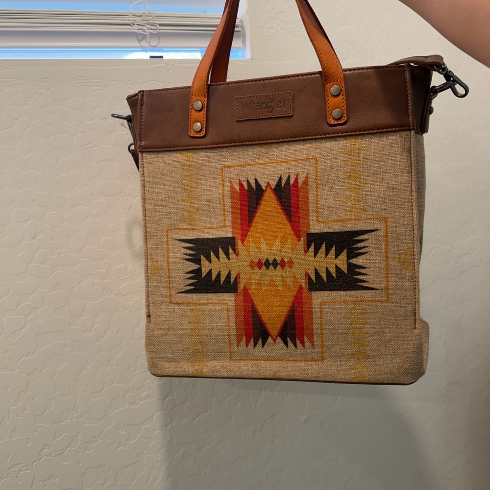 Wrangler Tan and Brown Tote with Southwestern Design
